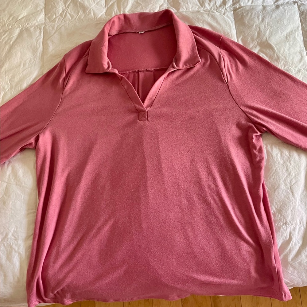 Women's Pink Collared Top